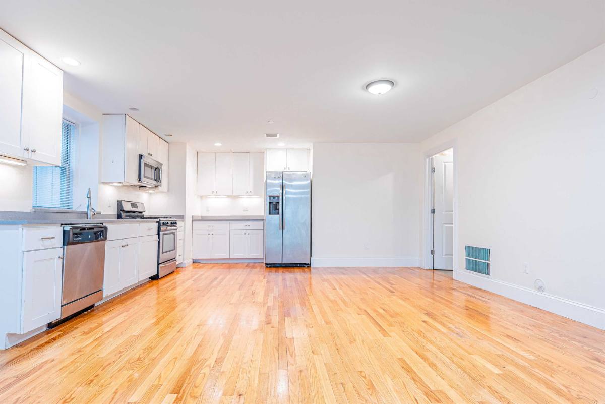 Apartment for rent at 346 Gallivan Blvd, Dorchester Center, MA 02124