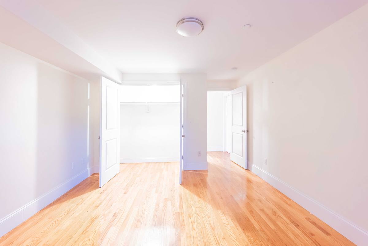 Apartment for rent at 346 Gallivan Blvd, Dorchester Center, MA 02124