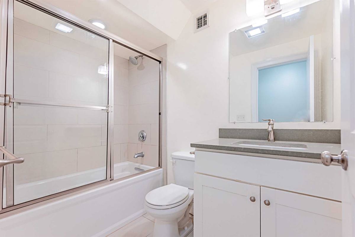 Apartment for rent at 346 Gallivan Blvd, Dorchester Center, MA 02124