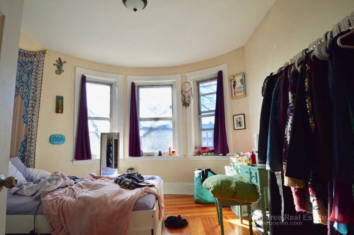 Apartment for rent at 78 Prescott St, East Boston, MA 02128