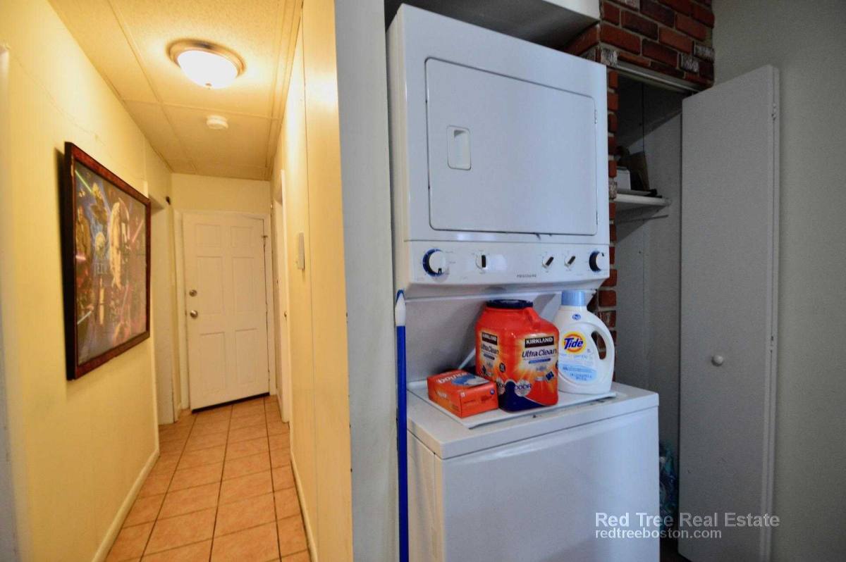 Apartment for rent at 139 Orleans St, East Boston, MA 02128