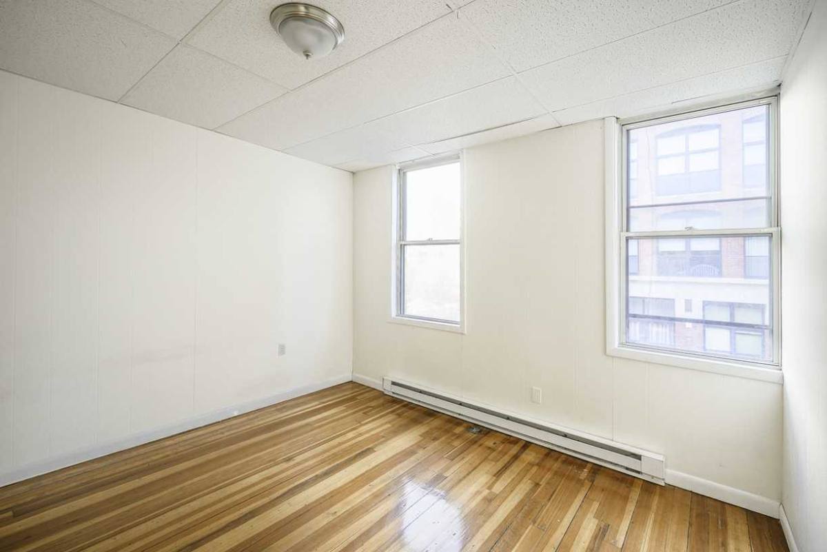 Apartment for rent at 139 Orleans St, East Boston, MA 02128