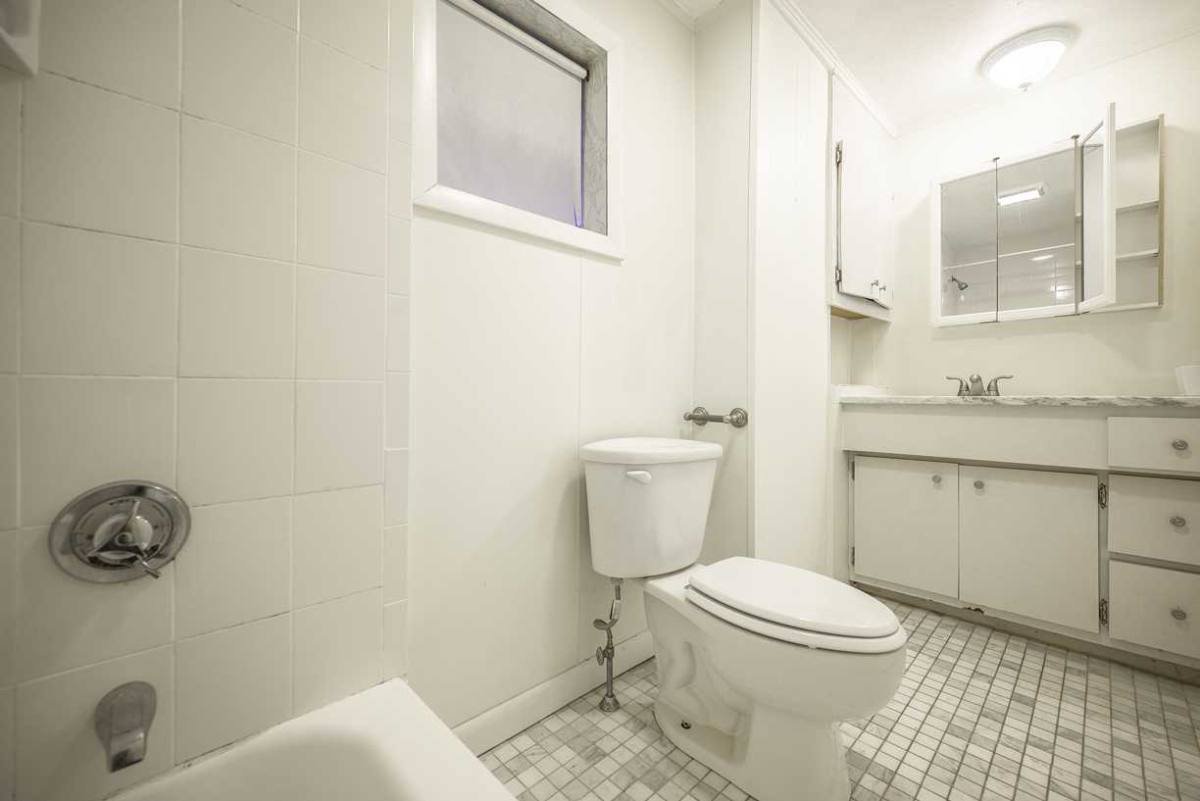 Apartment for rent at 139 Orleans St, East Boston, MA 02128