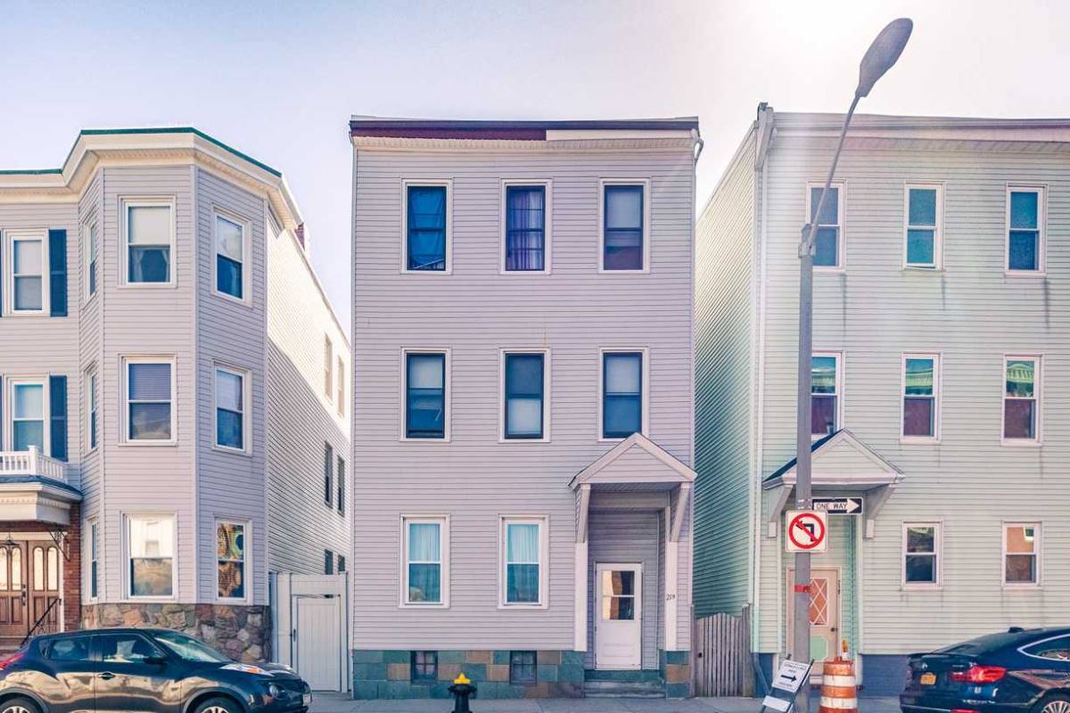 Apartment for rent at 223 Maverick St, East Boston, MA 02128