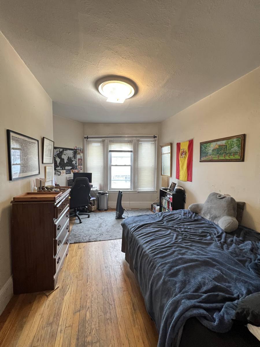 Apartment for rent at 231 Holland St, Somerville, MA 02144