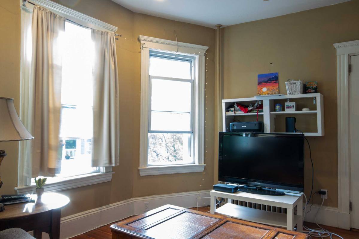 Apartment for rent at 152 Calumet St, Roxbury Crossing, MA 02120