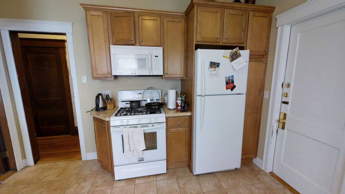 Apartment for rent at 233 Holland St, Somerville, MA 02144