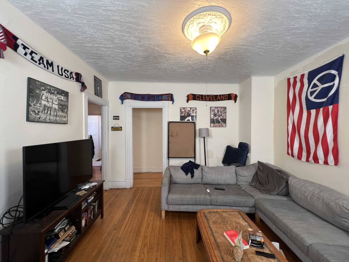 Apartment for rent at 376 Highland Ave, Somerville, MA 02144