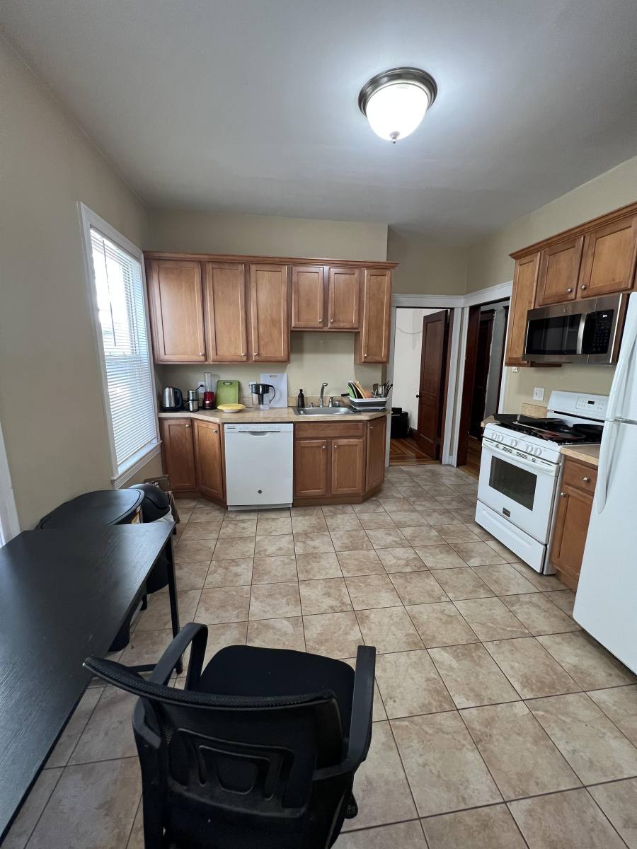 Apartment for rent at 233 Holland St, Somerville, MA 02144