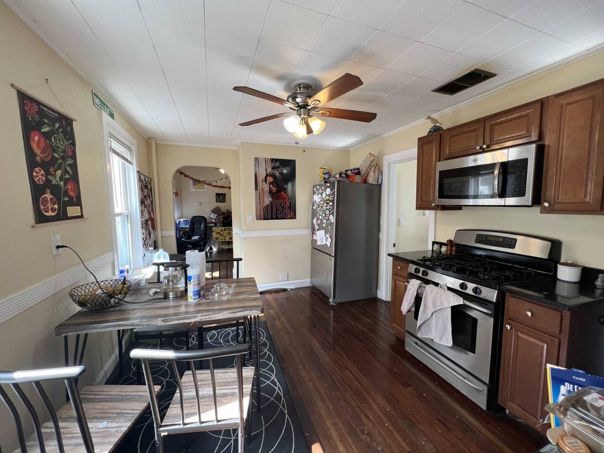 Apartment for rent at 31 Chandler St, Somerville, MA 02144