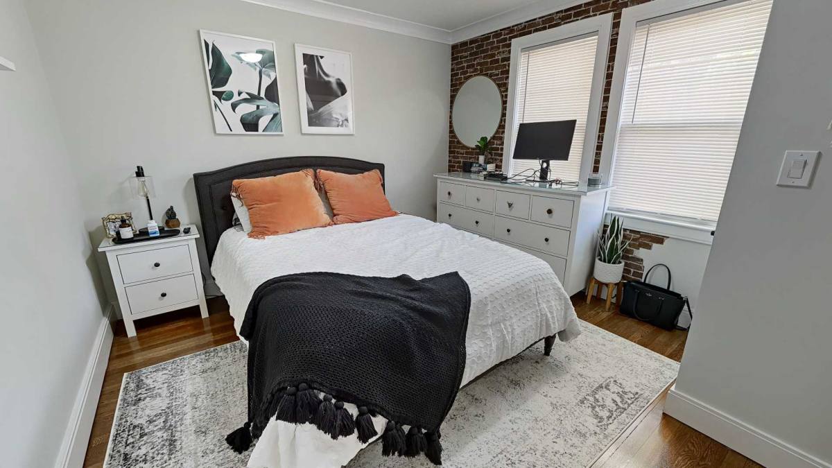 Apartment for rent at 27 Nottinghill Rd, Brighton, MA 02135