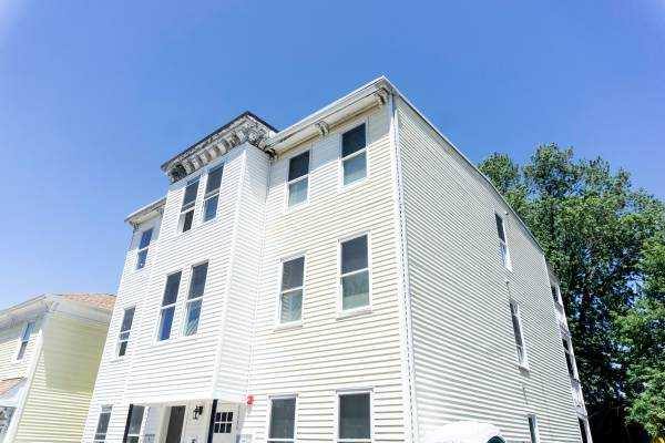 Apartment for rent at 49 W Walnut Park, Roxbury, MA 02119