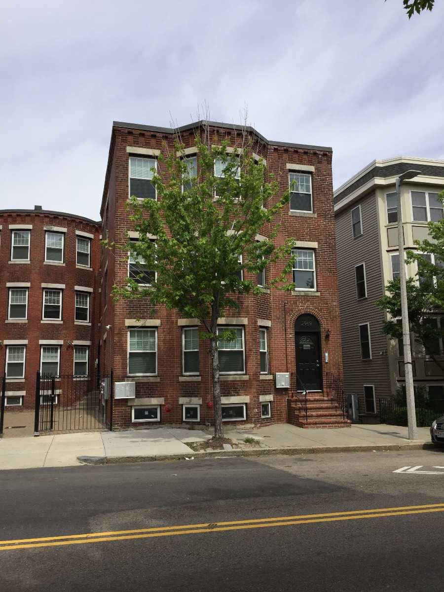 Apartment for rent at 2983 Washington St, Roxbury, MA 02119