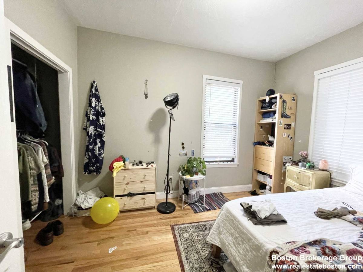 Apartment for rent at 1588 Tremont St, Roxbury Crossing, MA 02120