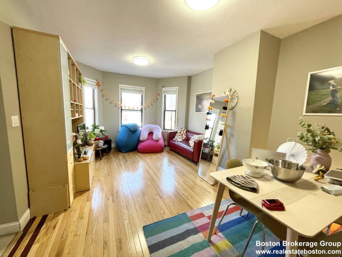 Apartment for rent at 1588 Tremont St, Roxbury Crossing, MA 02120