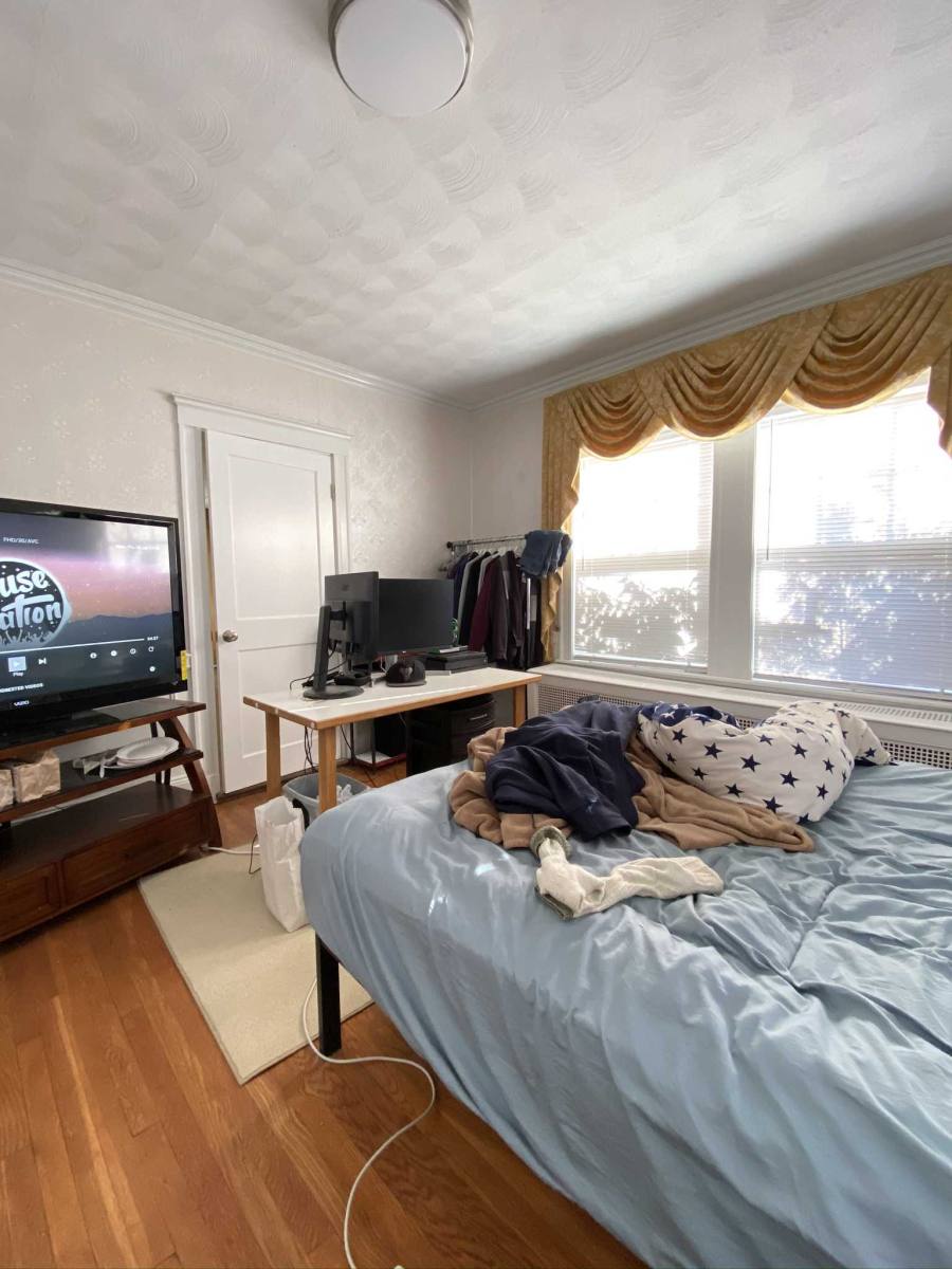 Apartment for rent at 210 Commonwealth Ave, Chestnut Hill, MA 02467