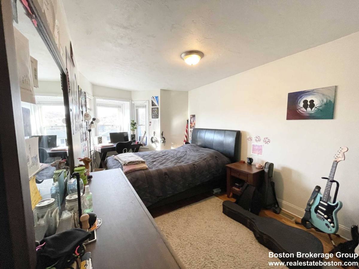 Apartment for rent at 157 Marcella St, Roxbury, MA 02119