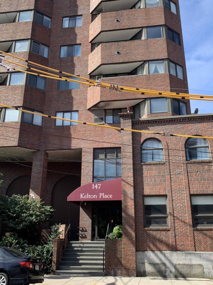Apartment for rent at 157 Kelton St, Allston, MA 02134