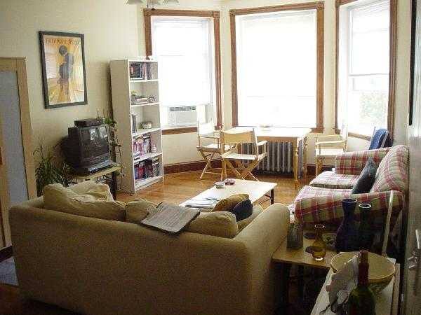 Apartment for rent at 31 Gibbs St, Brookline, MA 02446