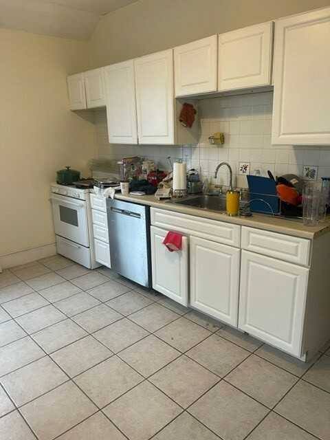 Apartment for rent at 196 Naples Rd, Brookline, MA 02446