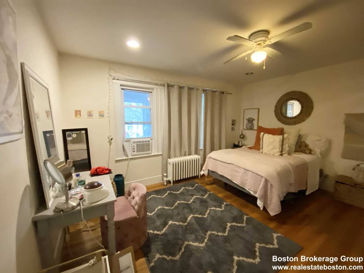 Apartment for rent at 21 Romsey St, Dorchester, MA 02125