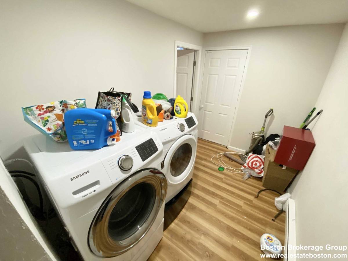 Apartment for rent at 195 Sydney St, Dorchester, MA 02125