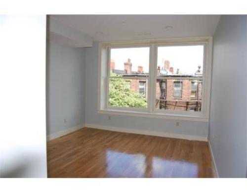 Apartment for rent at 821 Boylston St, Boston, MA 02115