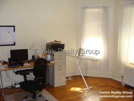 Apartment for rent at 684 Centre St, Newton, MA 02458
