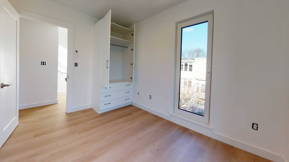 Apartment for rent at 2847 Washington St, Roxbury, MA 02119