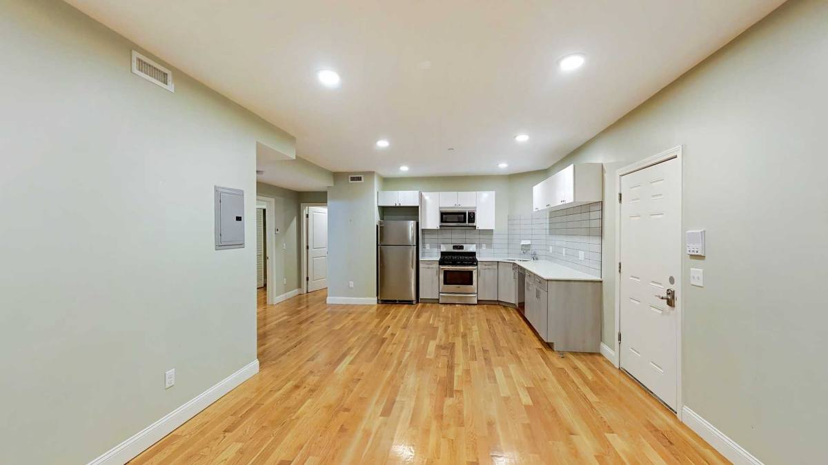 Apartment for rent at 309 Dudley St, Roxbury, MA 02119