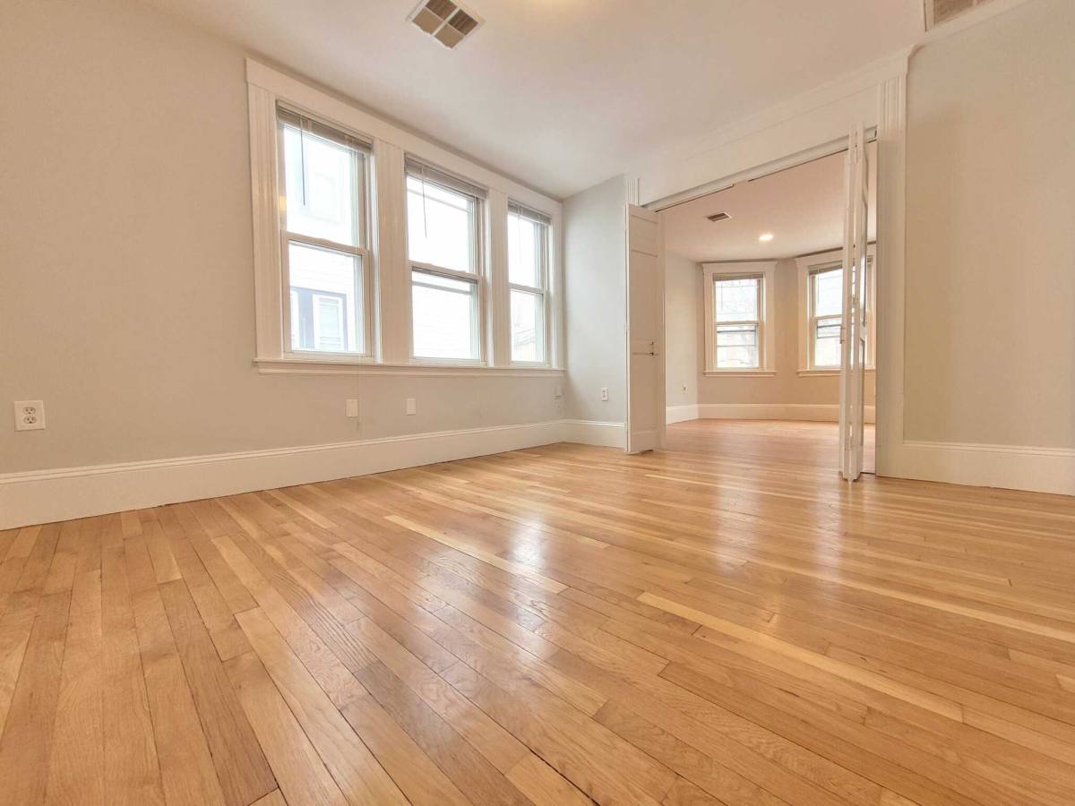 Apartment for rent at 126 Gladstone St, East Boston, MA 02128
