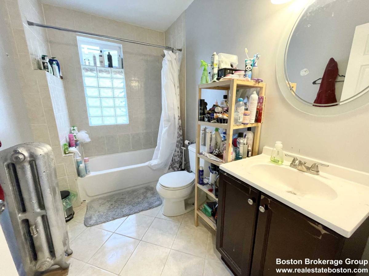 Apartment for rent at 35 Sudan St, Dorchester, MA 02125