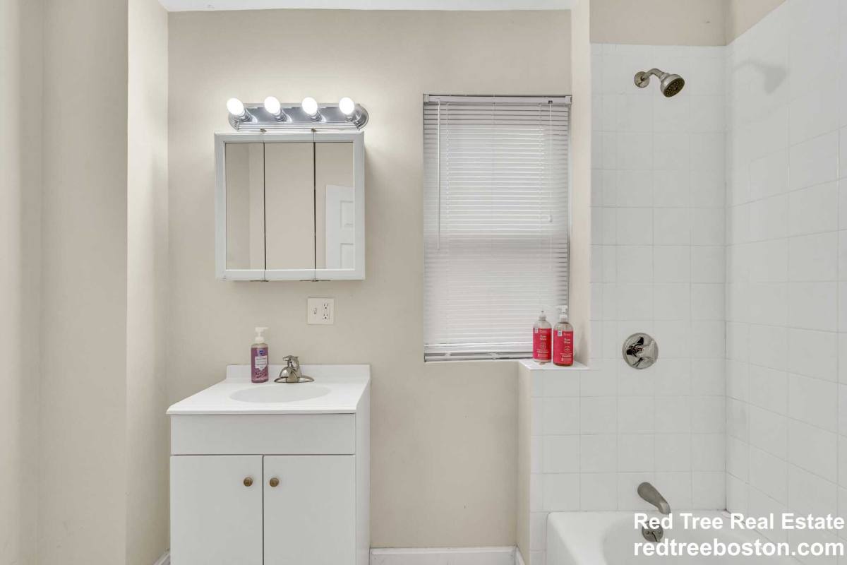 Apartment for rent at 26 John St, Newton Center, MA 02459