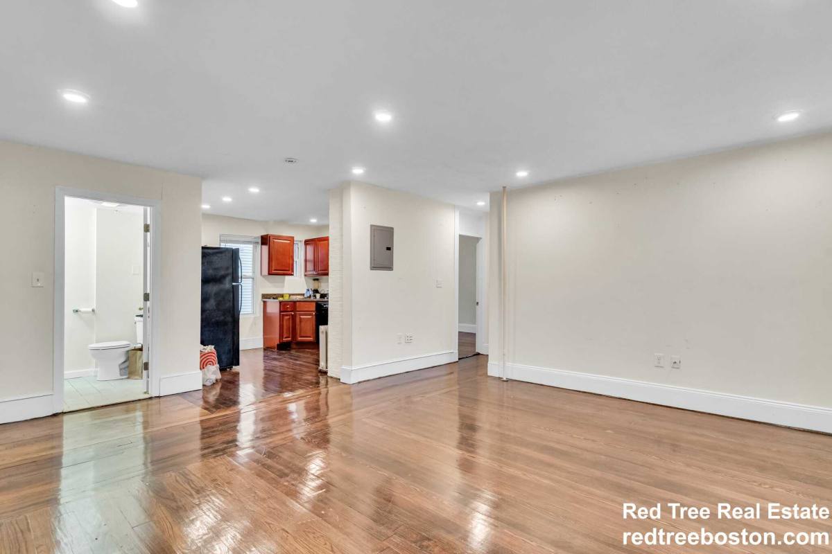 Apartment for rent at 26 John St, Newton Center, MA 02459