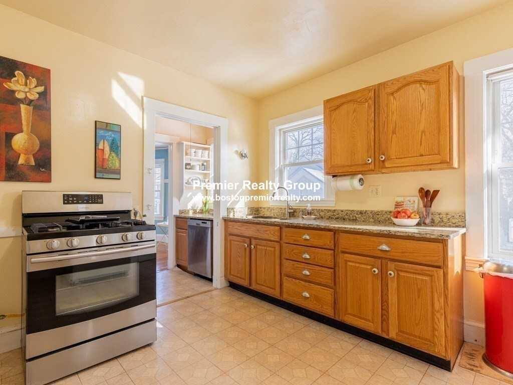 Apartment for rent at 151 Harvard St, Newtonville, MA 02460