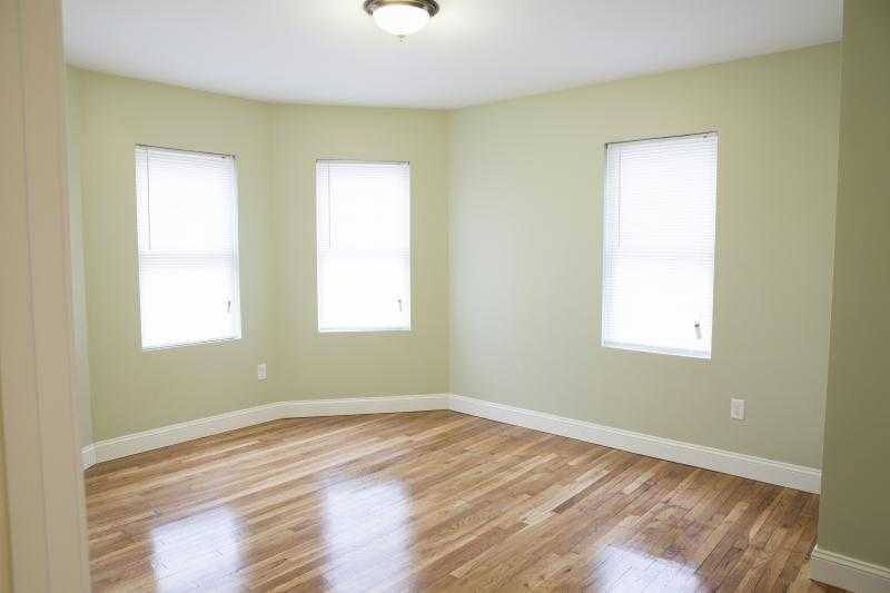 Apartment for rent at 4053 Washington St, Roslindale, MA 02131
