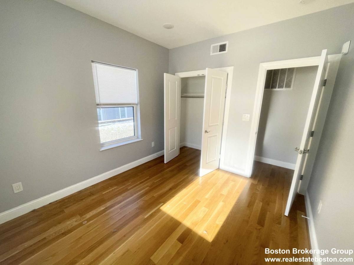 Apartment for rent at 75 Burrell St, Roxbury, MA 02119