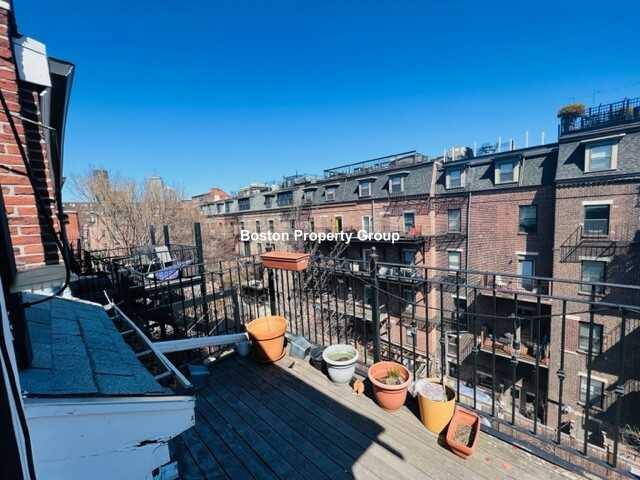Apartment for rent at 42 E Springfield St, Boston, MA 02118