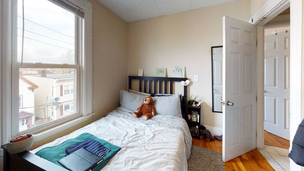 Apartment for rent at 37 Falcon St, East Boston, MA 02128
