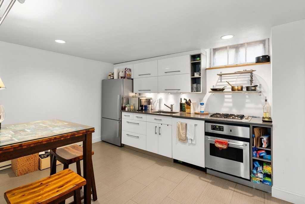 Apartment for rent at 26 Dartmouth Place, Boston, MA 02116