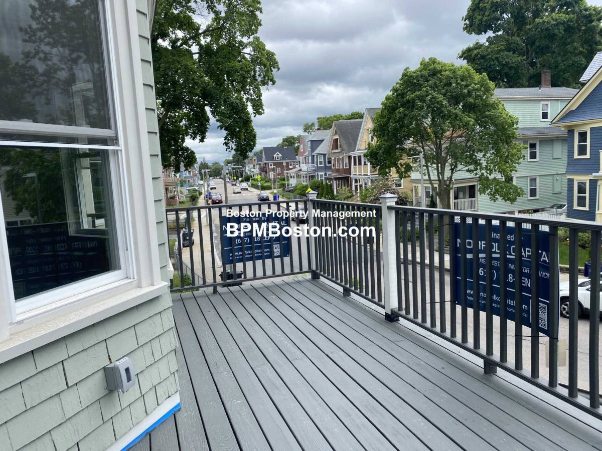 Condo for rent at 116 Glenway St, Dorchester, MA 02121