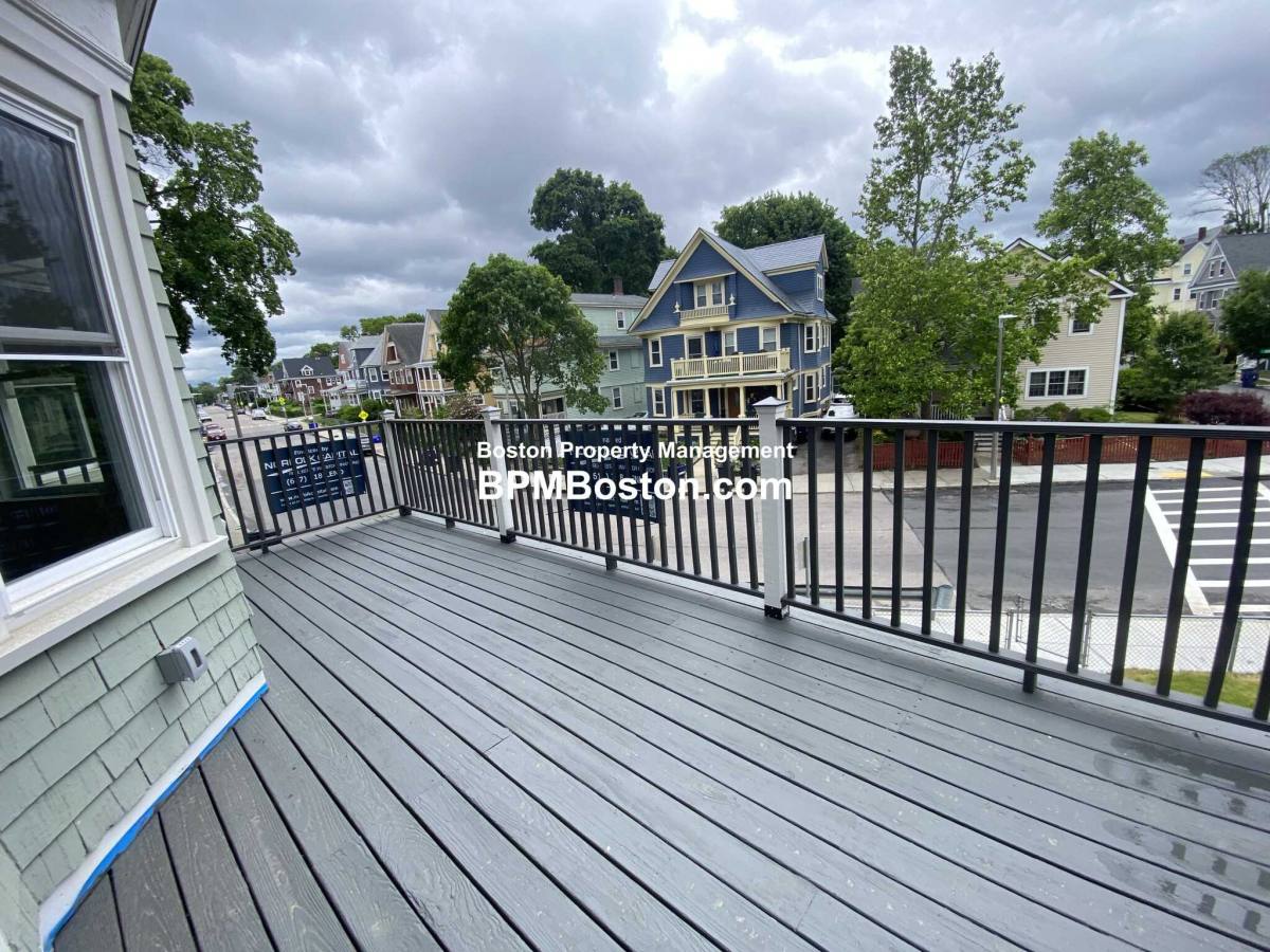 Condo for rent at 116 Glenway St, Dorchester, MA 02121