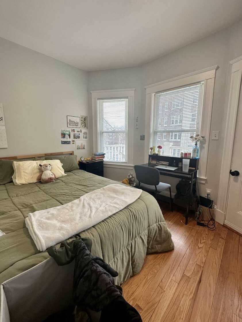 Apartment for rent at 109 Kilsyth Rd, Brighton, MA 02135