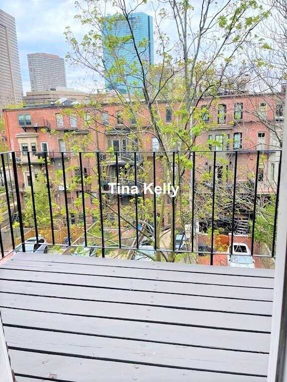 Apartment for rent at 219 W Newton St, Boston, MA 02116