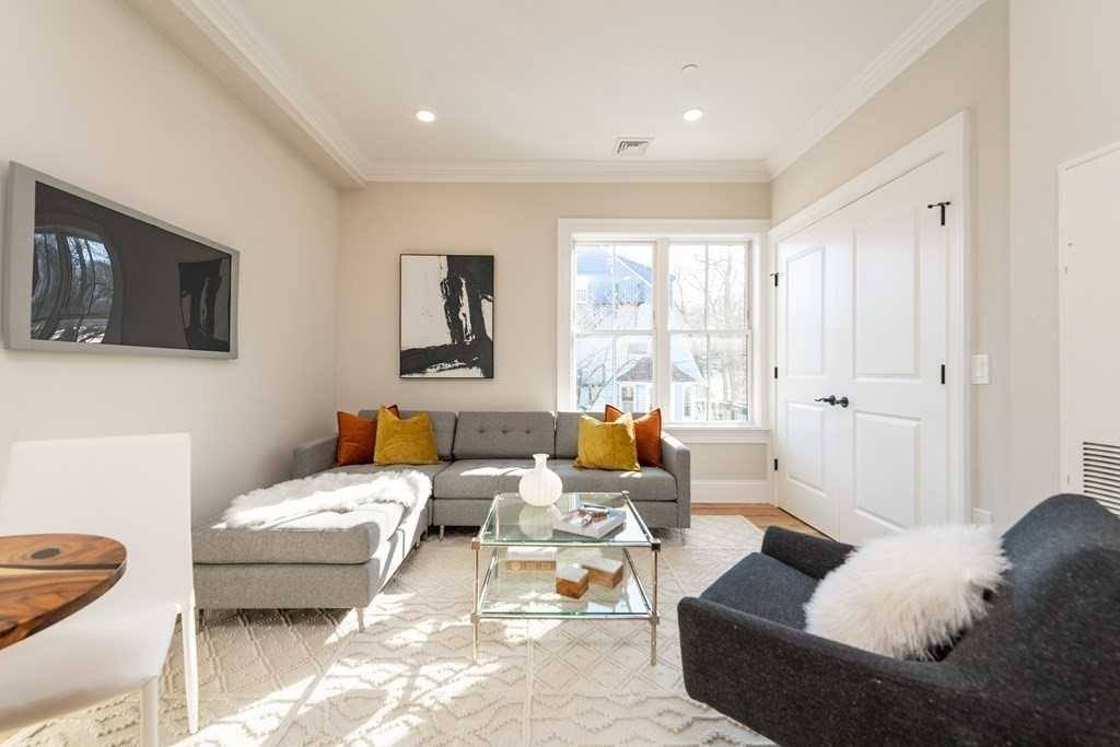 Apartment for rent at 116 Forest Hills St, Jamaica Plain, MA 02130