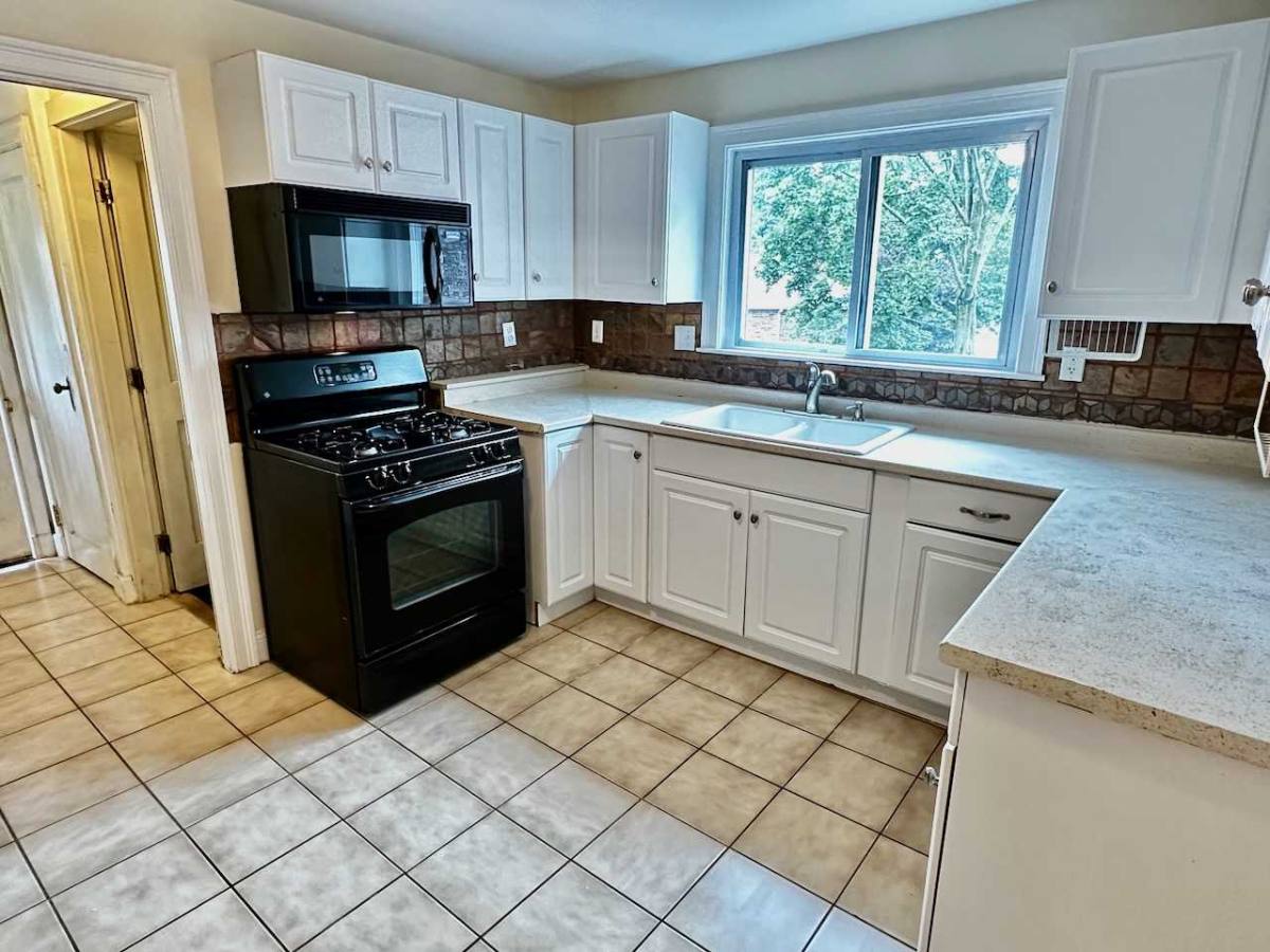 Apartment for rent at 37 Heath St, Brookline, MA 02445