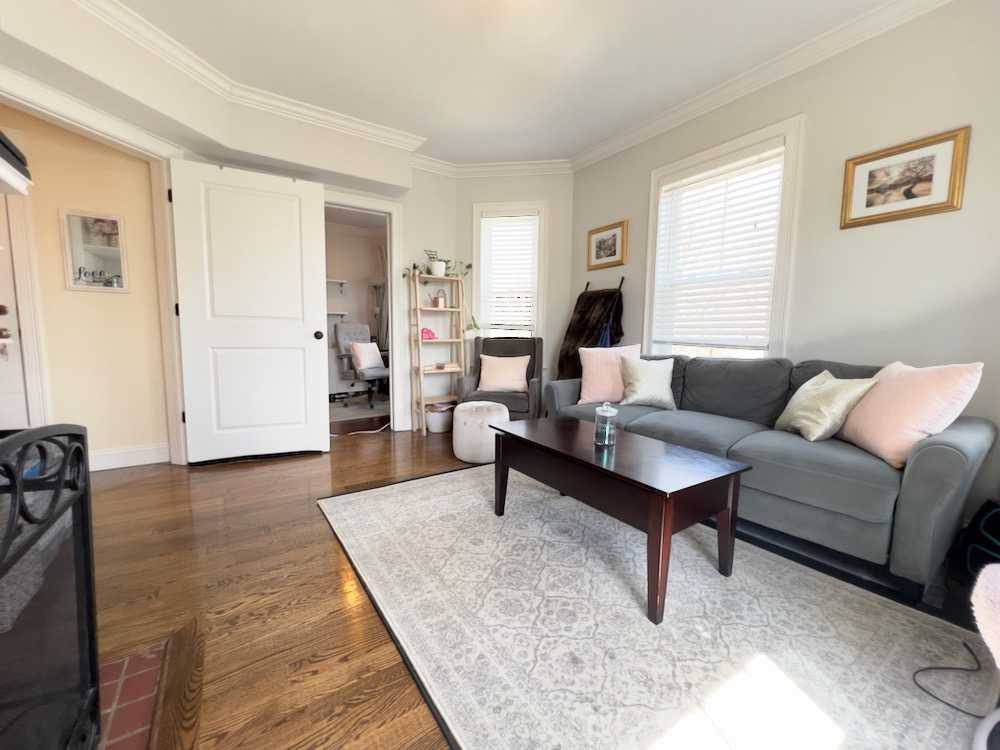 Apartment for rent at 94 Maple St, West Roxbury, MA 02132