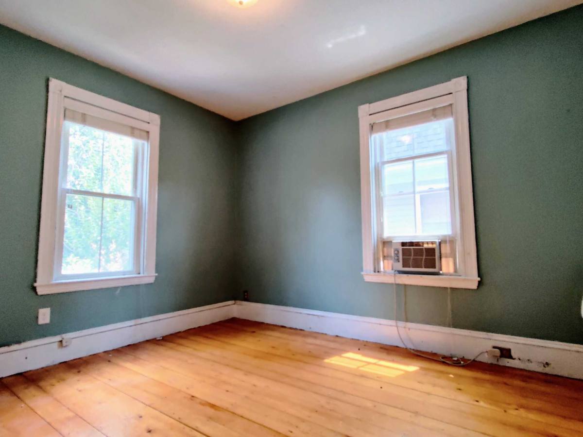 Apartment for rent at 280 Poplar St, Roslindale, MA 02131