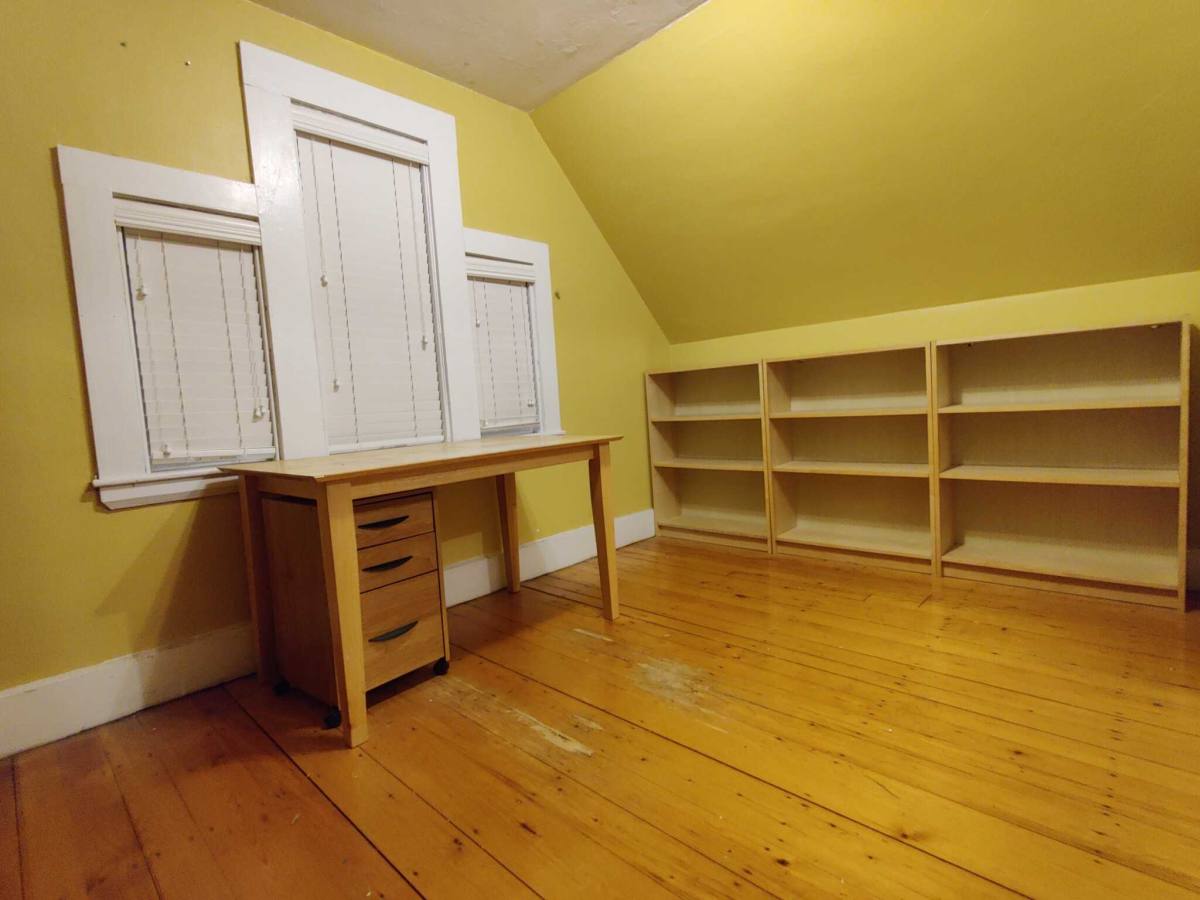 Apartment for rent at 280 Poplar St, Roslindale, MA 02131