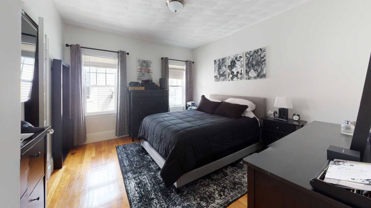 Apartment for rent at 44 Saranac St, Dorchester, MA 02122